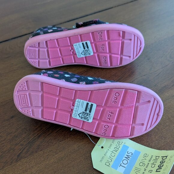 NWT Tom's Tiny Classic Alpargata Girls Slip-on Shoes Sneakers Pink Wool Dot T10 - Picture 8 of 9